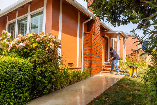 Why Choose Our Certified Pressure Washing Experts for Your Project Needs in Laurie, MO?